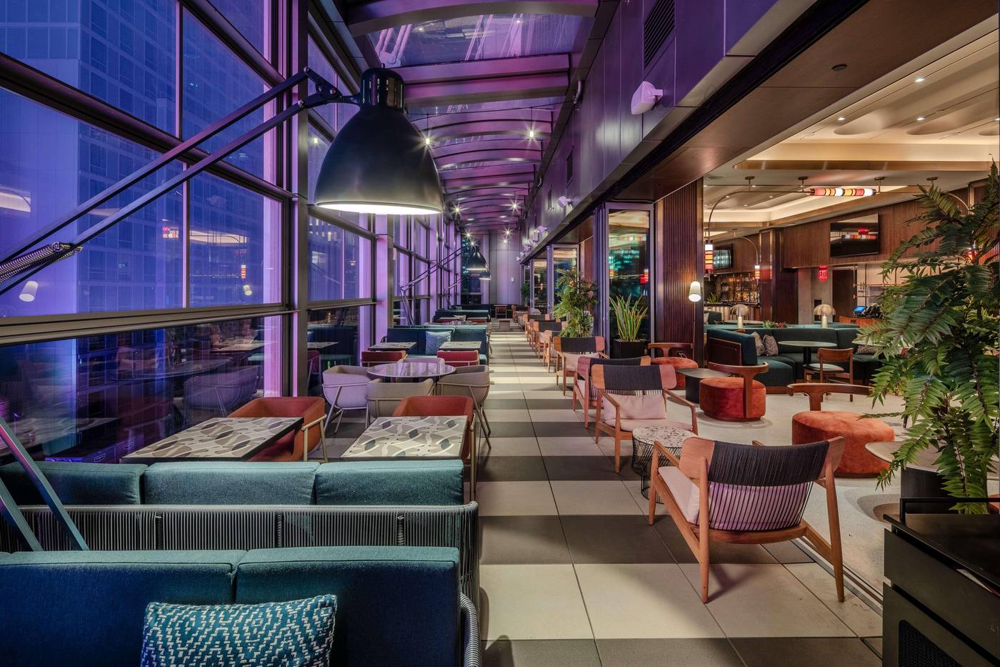 Tempo-by-Hilton-New-York-Times-Square-Restaurant-12