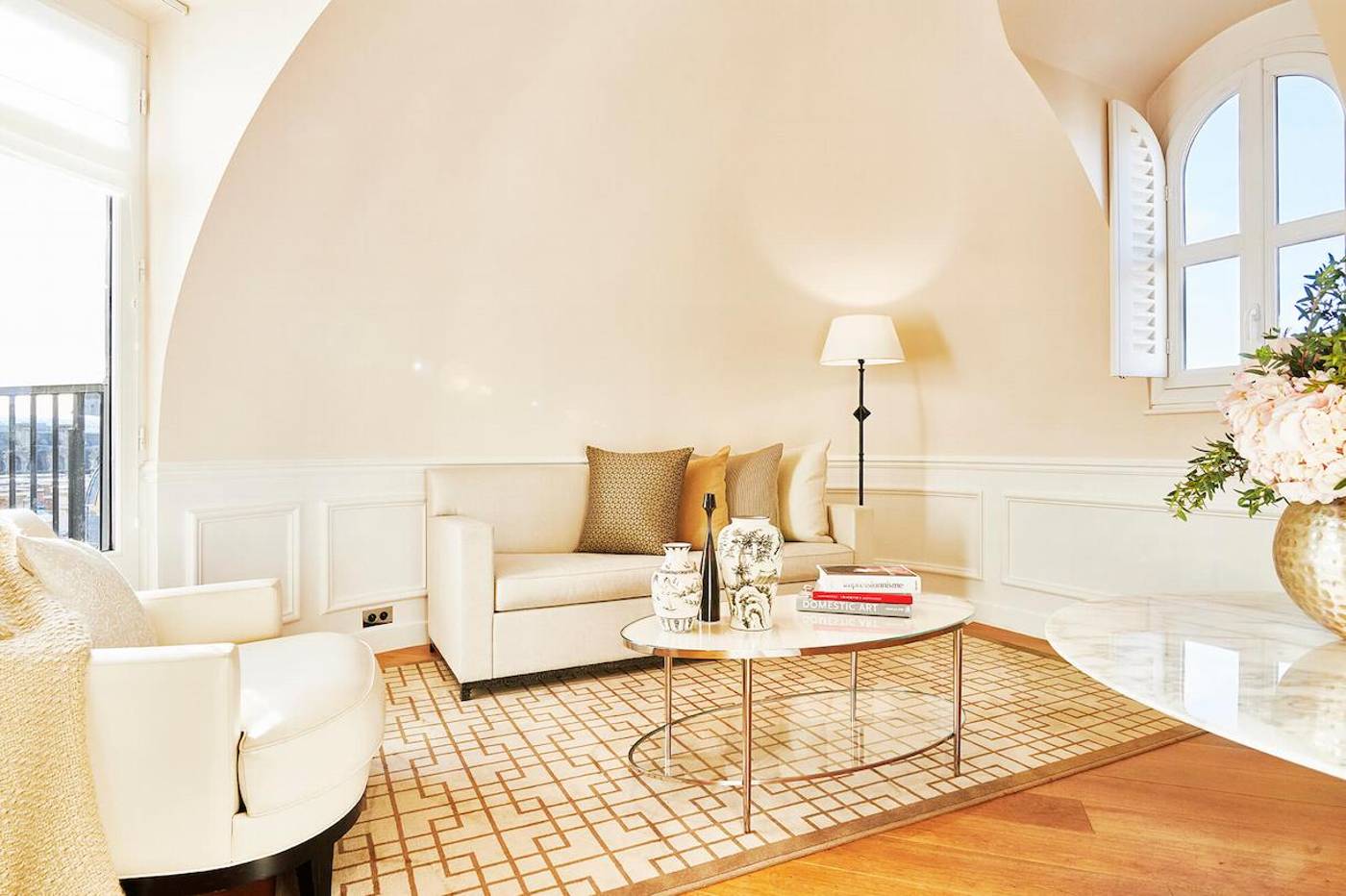 Grand-Hotel-Du-Palais-Royal-Room-15