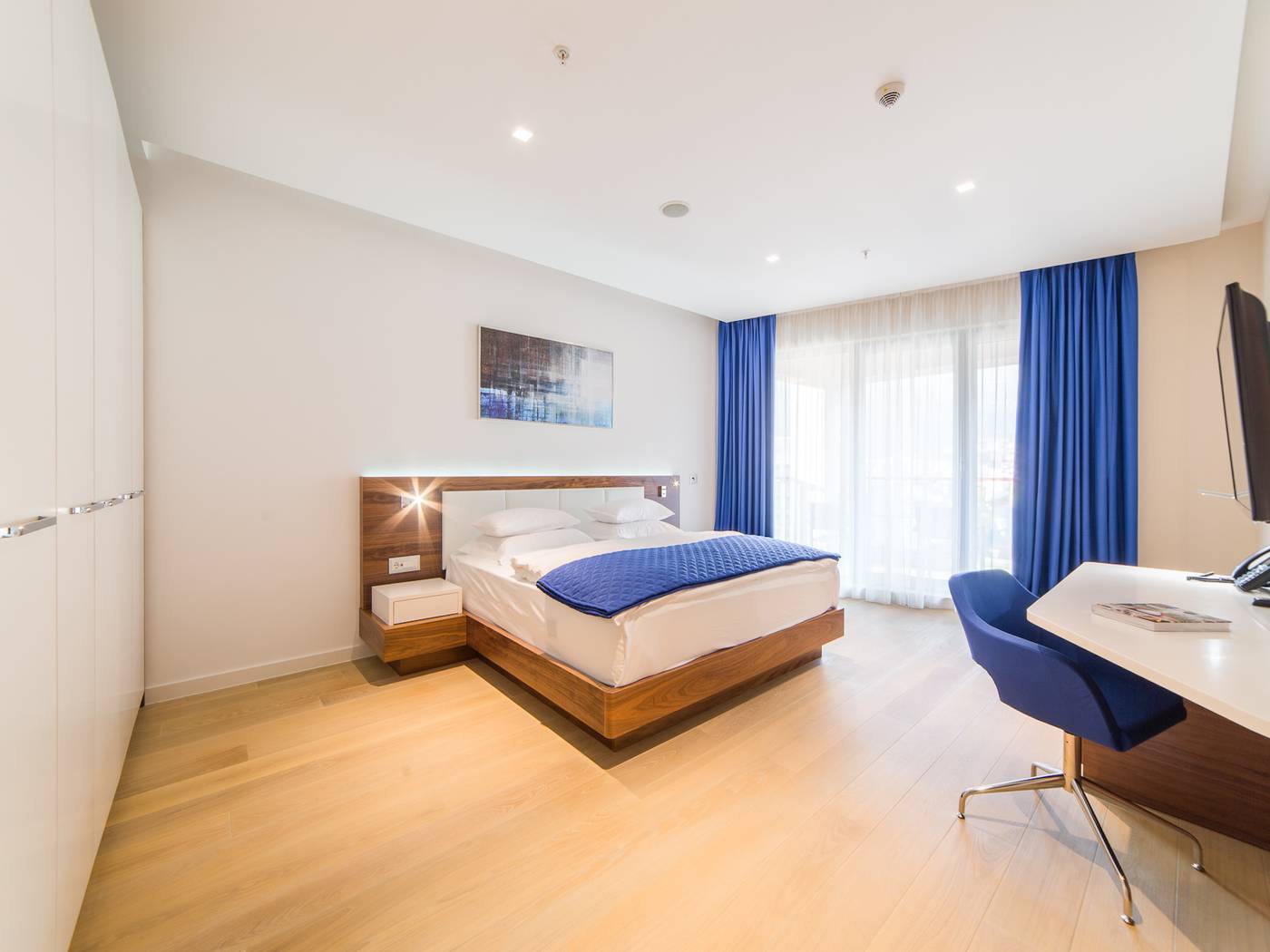 Hotel-Tq-Plaza-Room-16