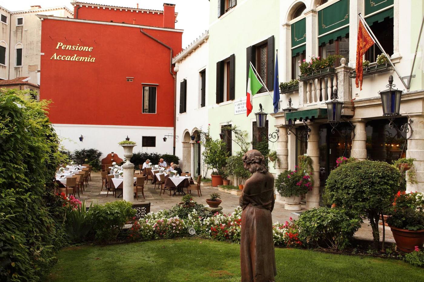 Pensione-Accademia---Villa-Maravege-Restaurant-30