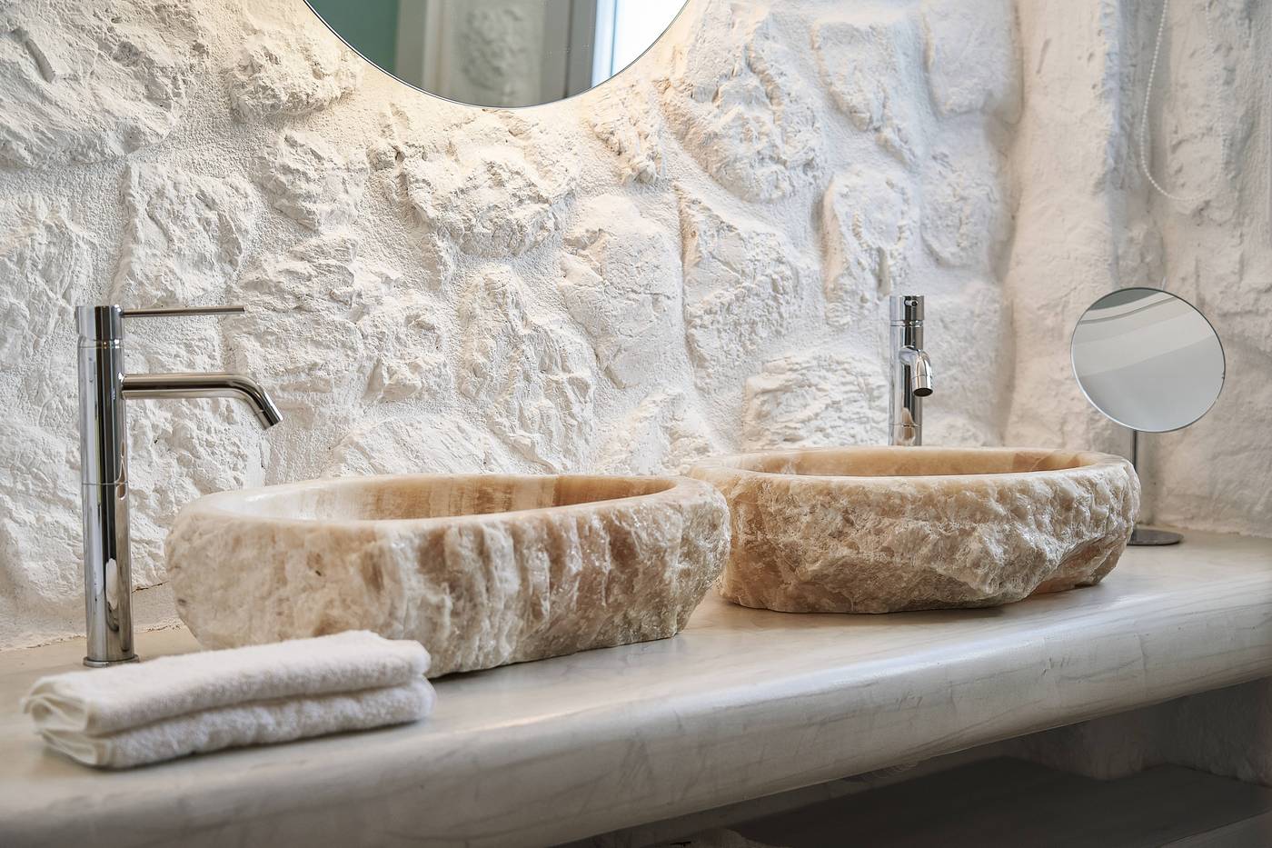 Petri-Suites-Room-49