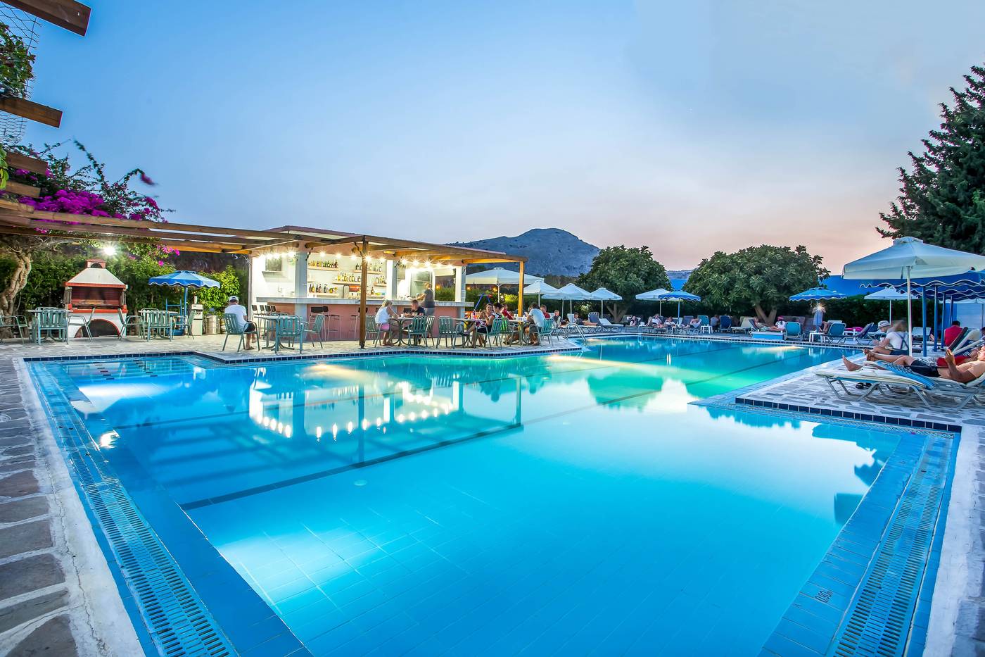 Belvita-Hotel-Pool-6