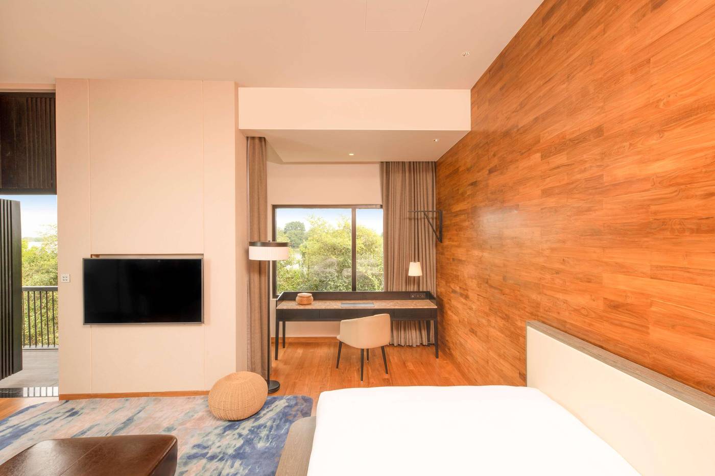 DoubleTree-by-Hilton-Weerawila-Rajawarna-Resort-Room-30