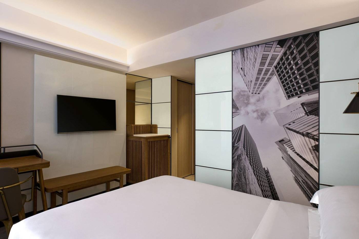 Sheraton-Hong-Kong-Hotel---Towers-Room-43