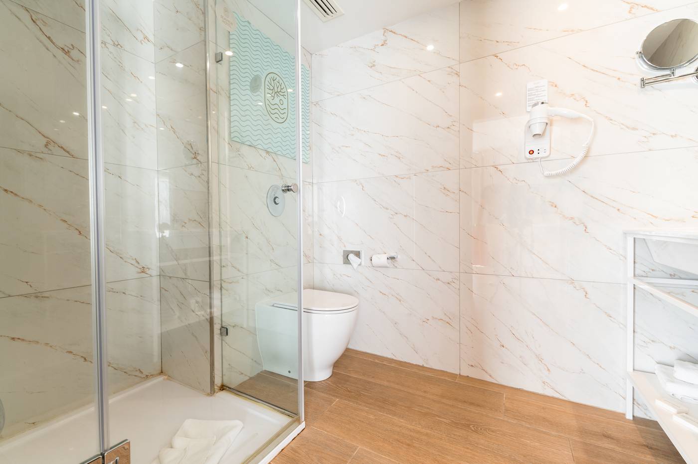 Seaview-Hotel---Adults-Only-16--Room-26