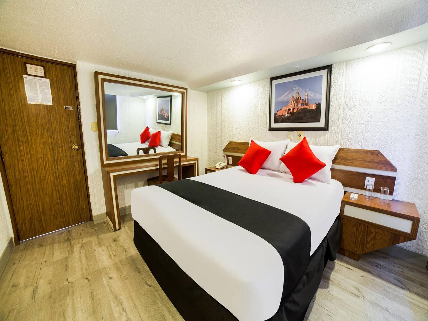 Capital O Marti-Mexico-MEXICO CITY-General view-1