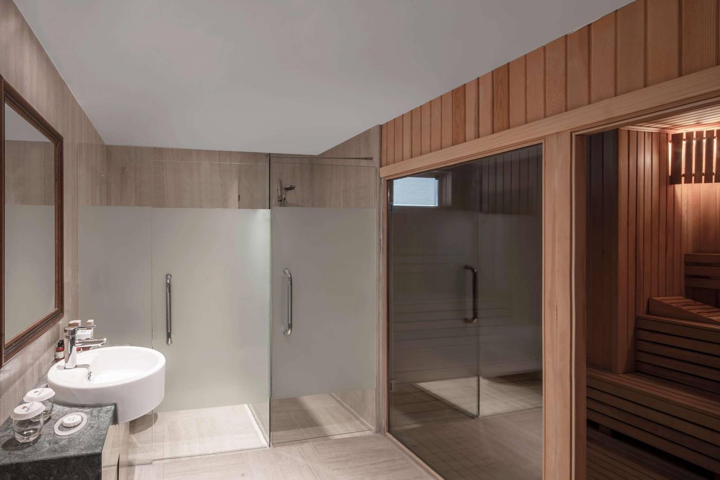 Papillon-Ayscha-Hotel-Room-109