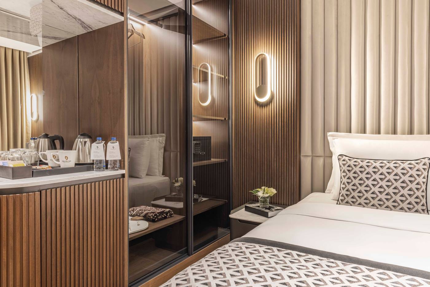 Dream-Inn-Karakoy-Bosphorus-Room-18