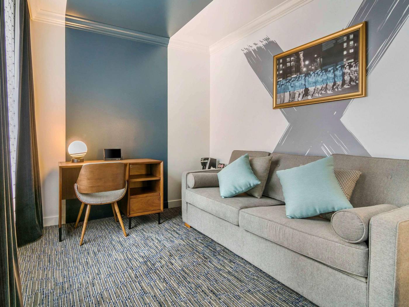 Hotel-Belmont-Vancouver-MGallery-Room-45