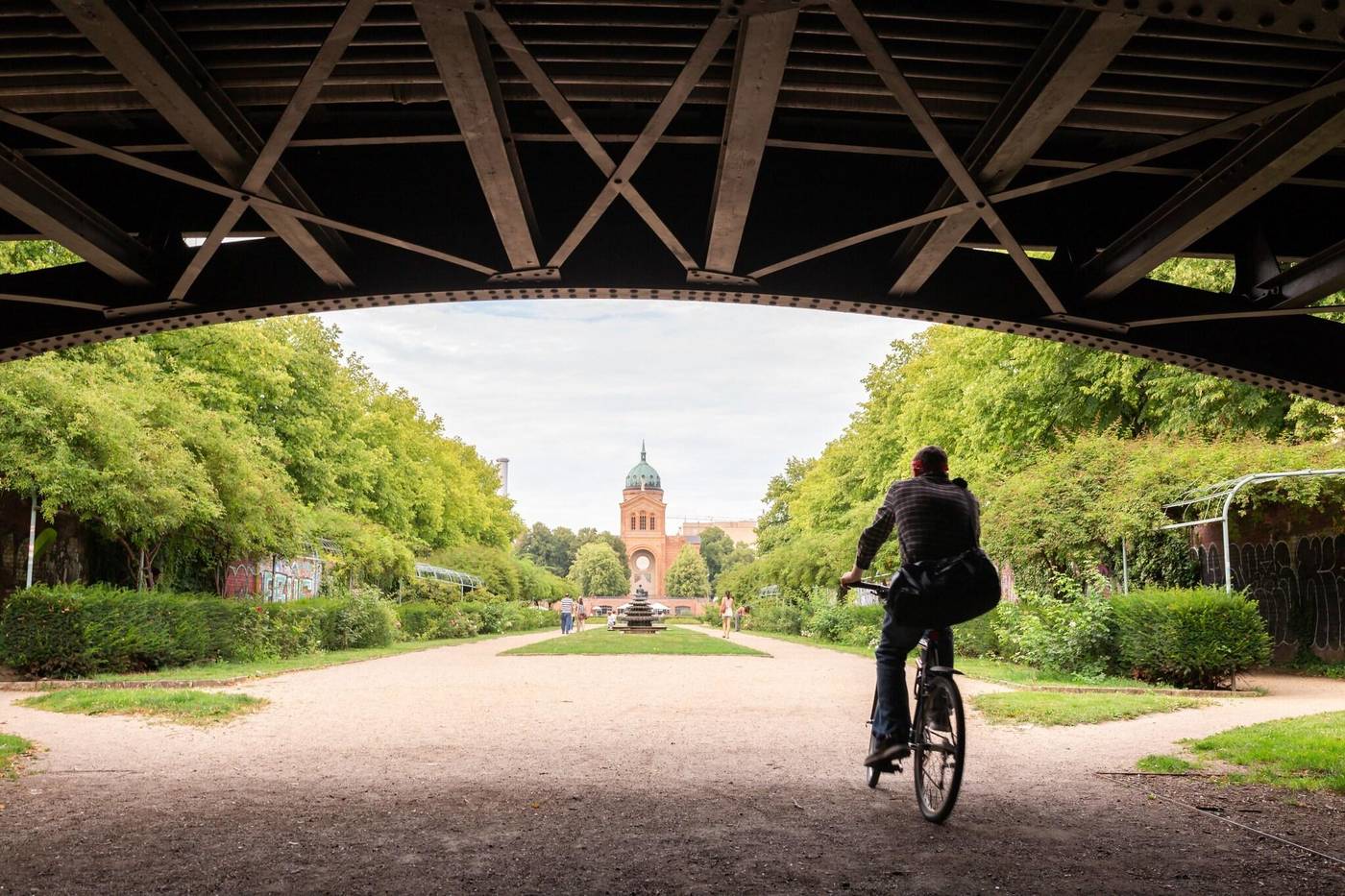 Orania-Berlin-Sports-and-Entertainment-11