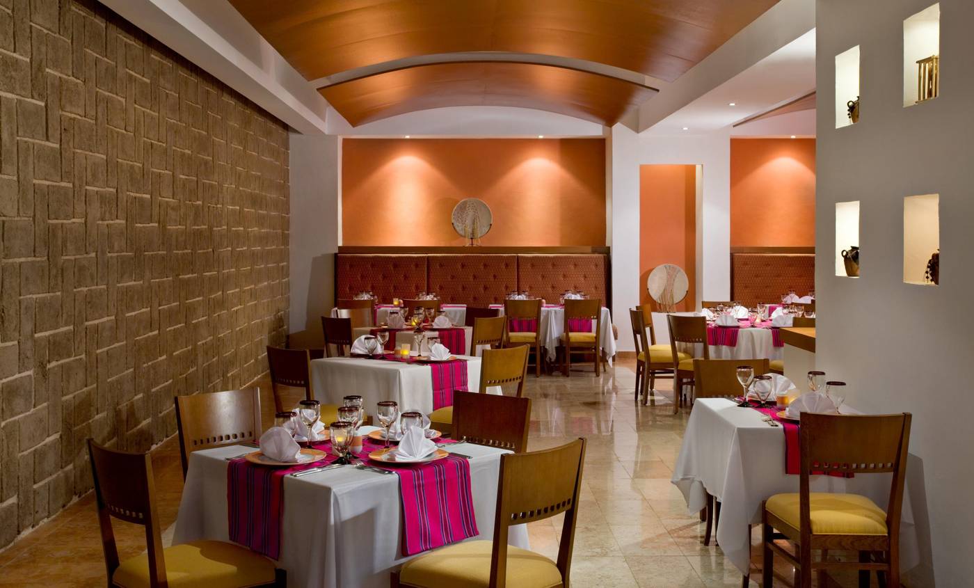 Grand-Riviera-Princess-Restaurant-47