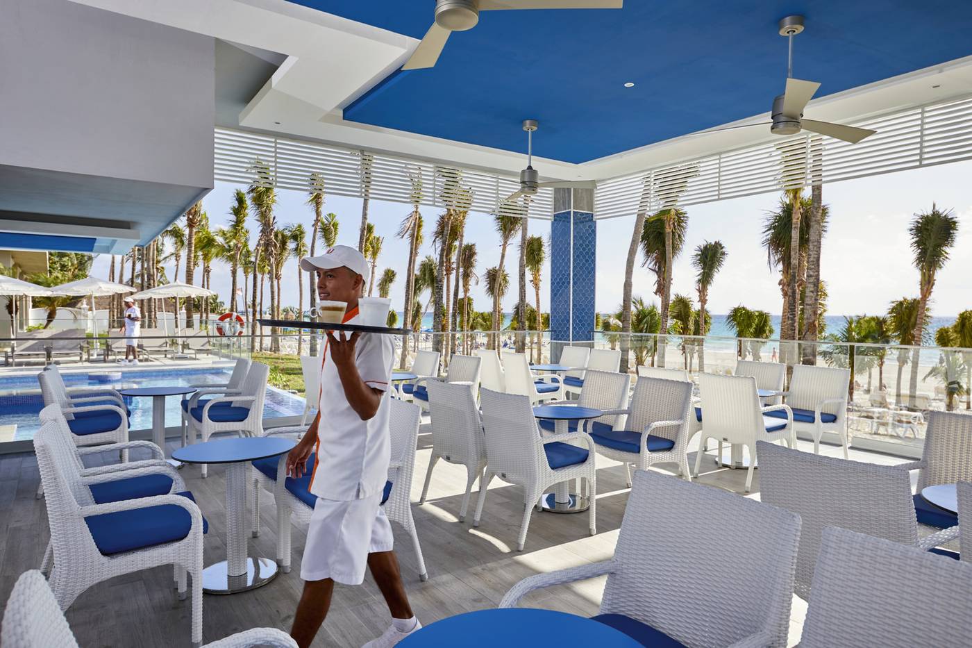 Riu-Palace-Riviera-Maya-All-Inclusive-Bar-66