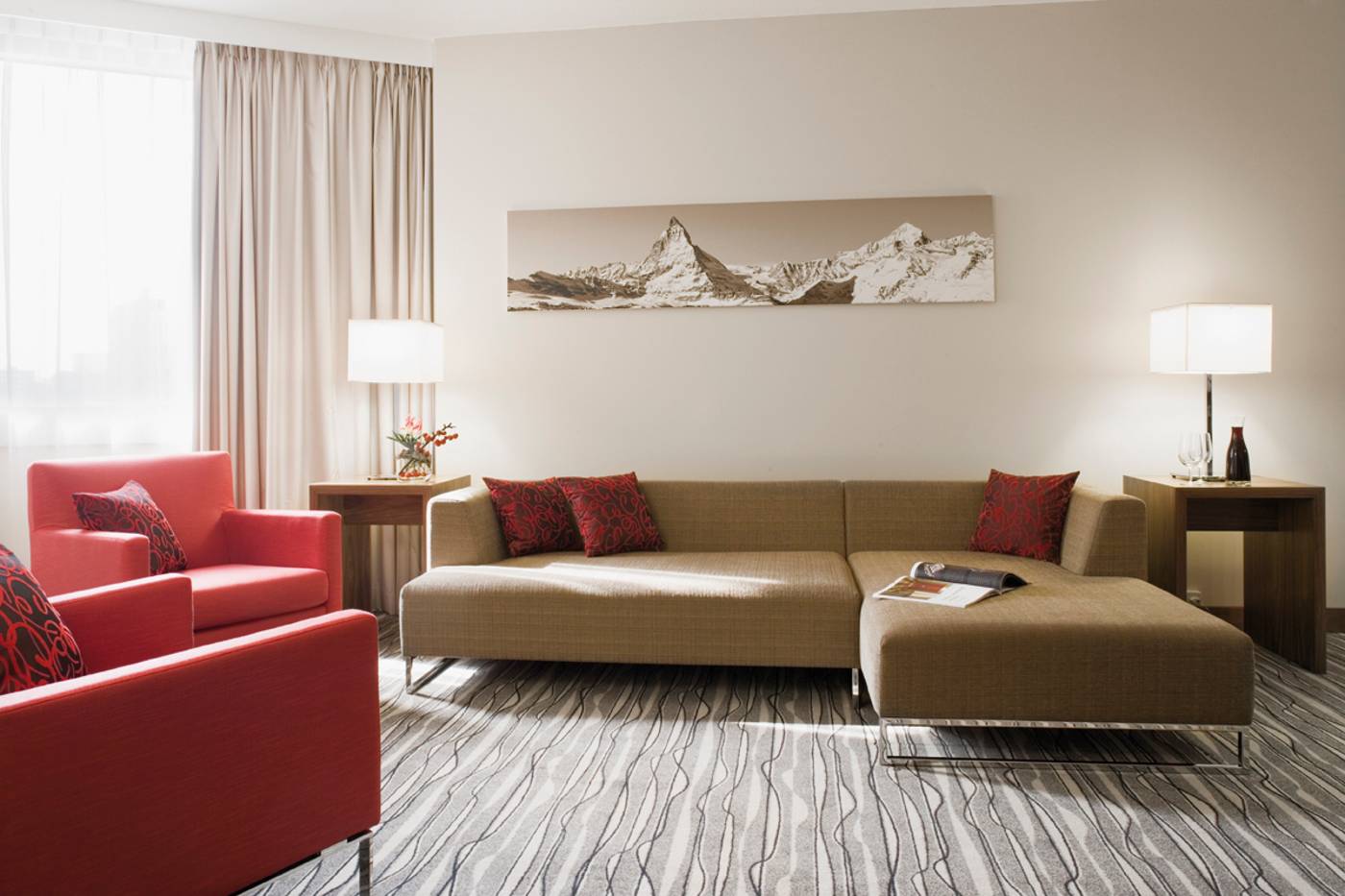 Movenpick-Hotel-And-Casino-Geneva-Room-23