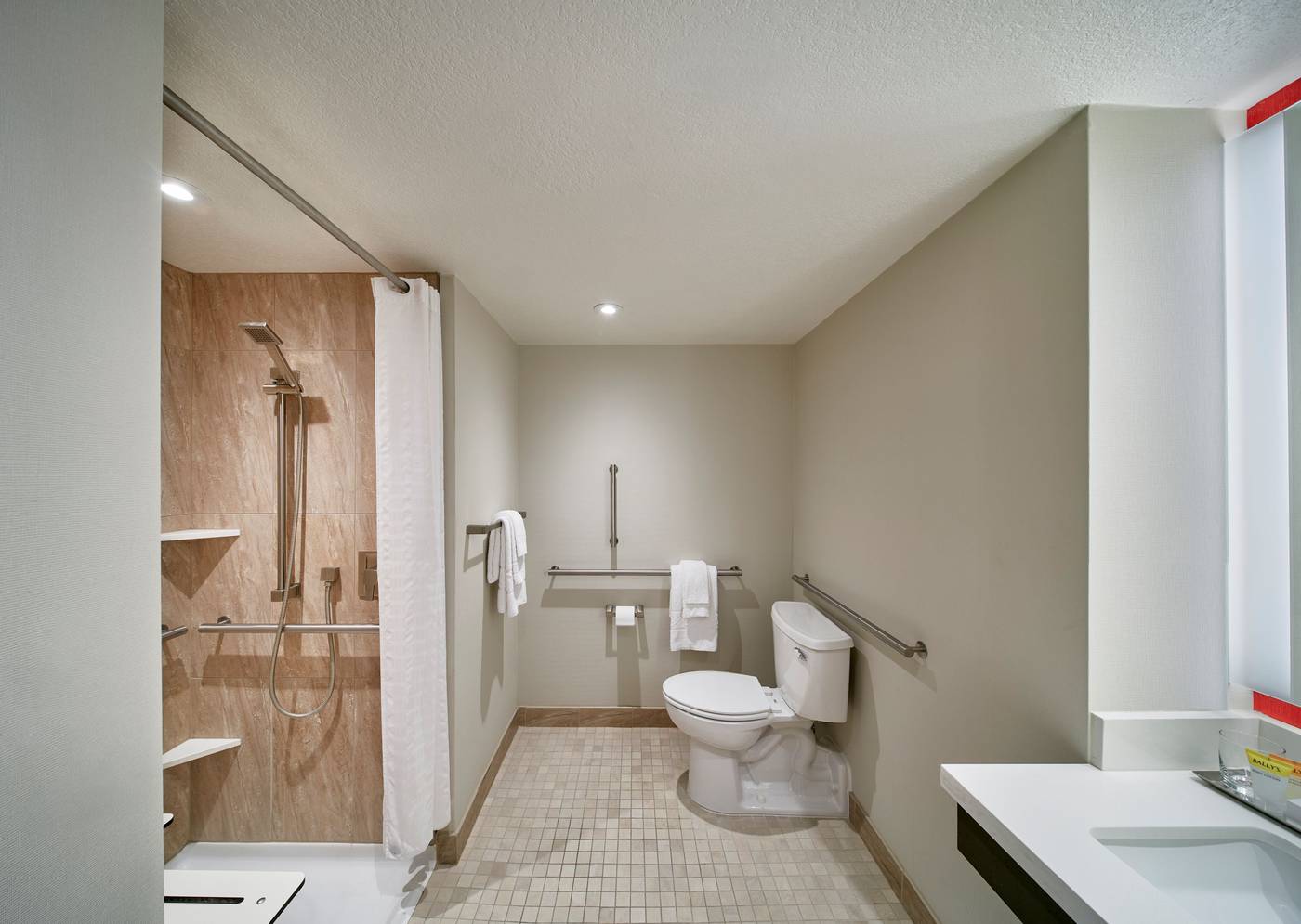 Horseshoe-Las-Vegas-Room-29