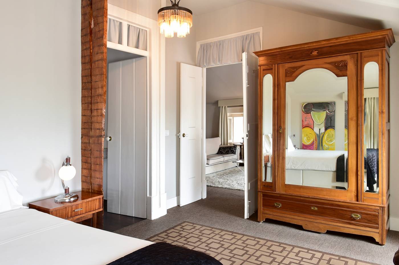 Palacete-Chafariz-Del-Rei-by-Unlock-Hotels-Room-3