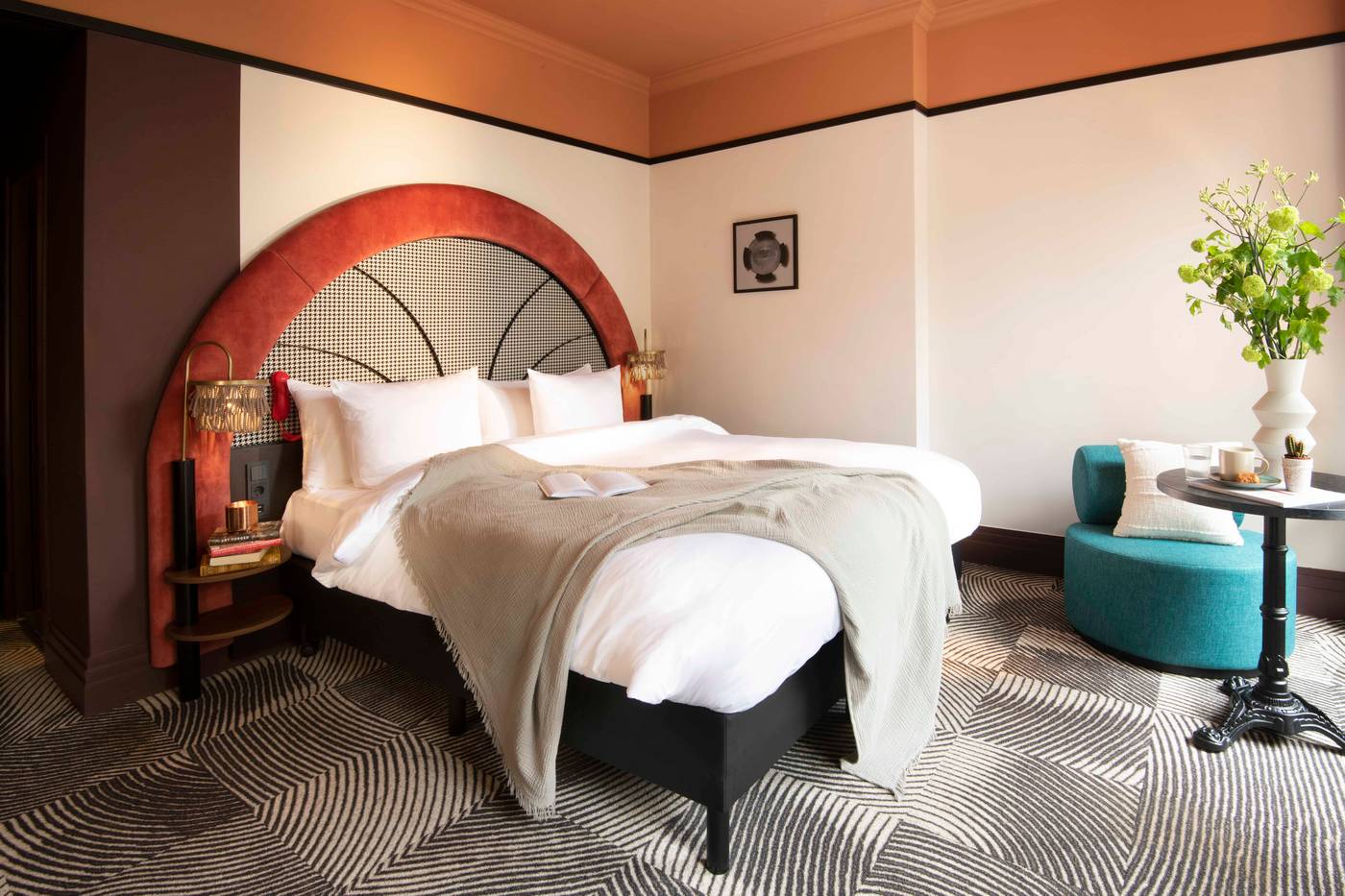 Jan-Luyken-Amsterdam-Room-9