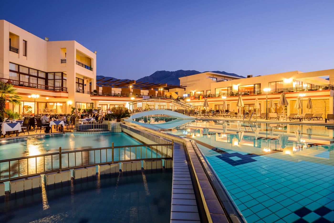 Vantaris-Palace-General-view-5