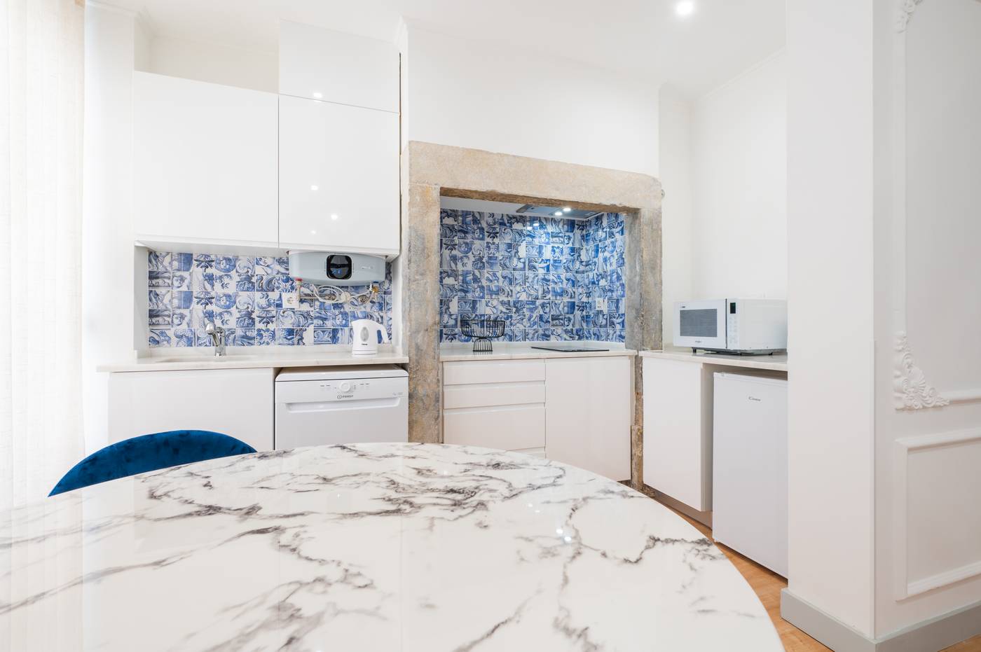 Via-Augusta-129-Room-40