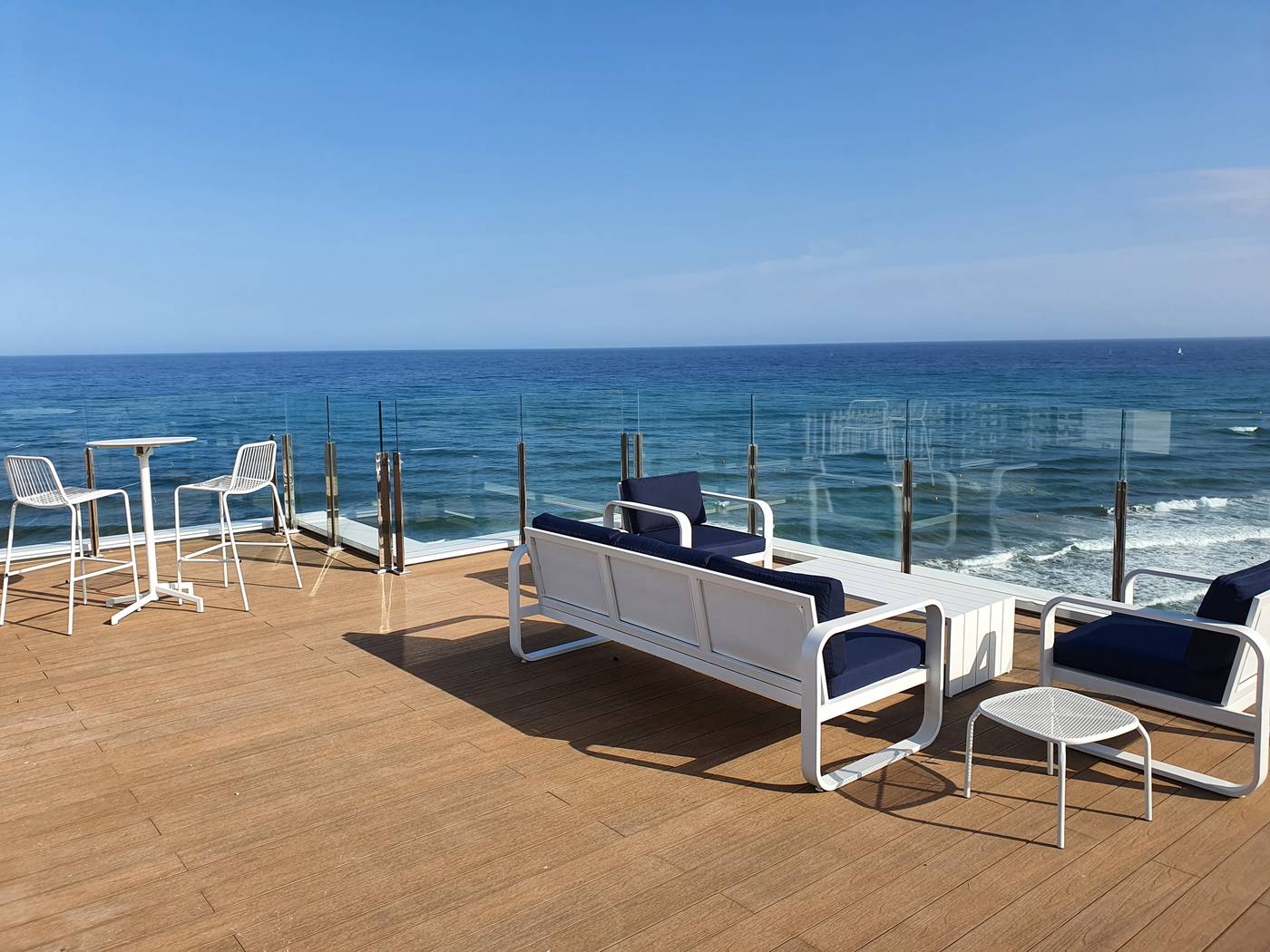 La-Barracuda-Terrace-43