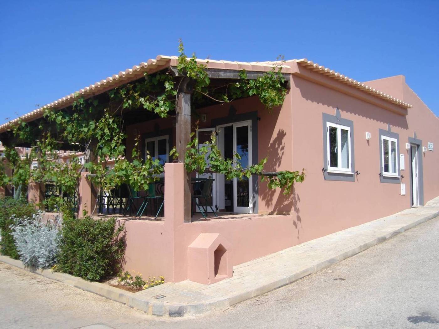 Porto-Dona-Maria-Bar-16