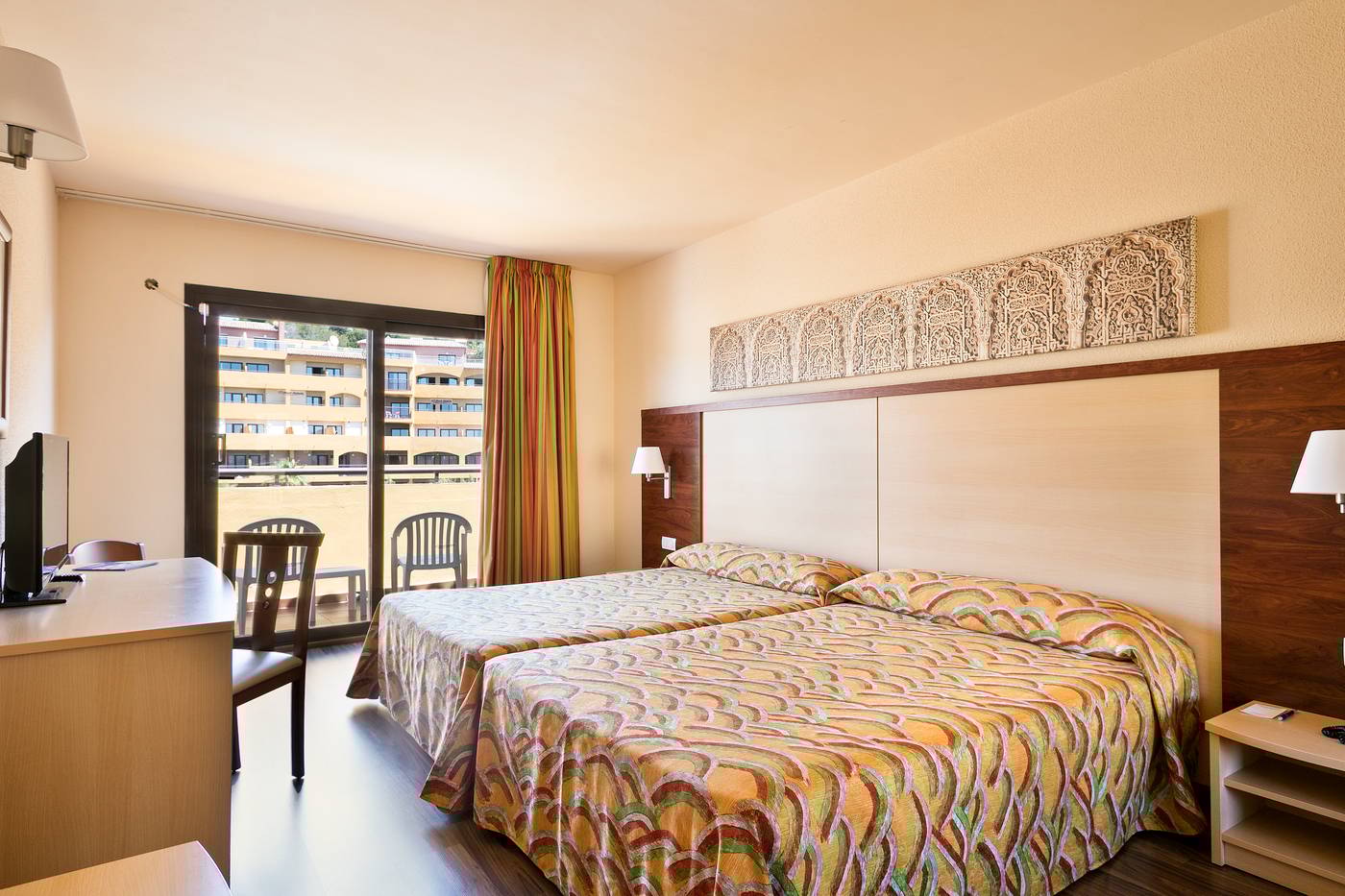 Best-Alcazar-Room-17