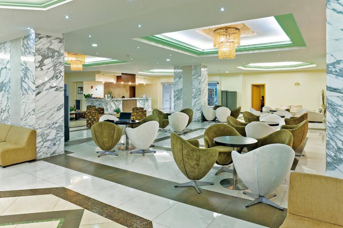 Marianna-Palace-Hotel-Lobby-16