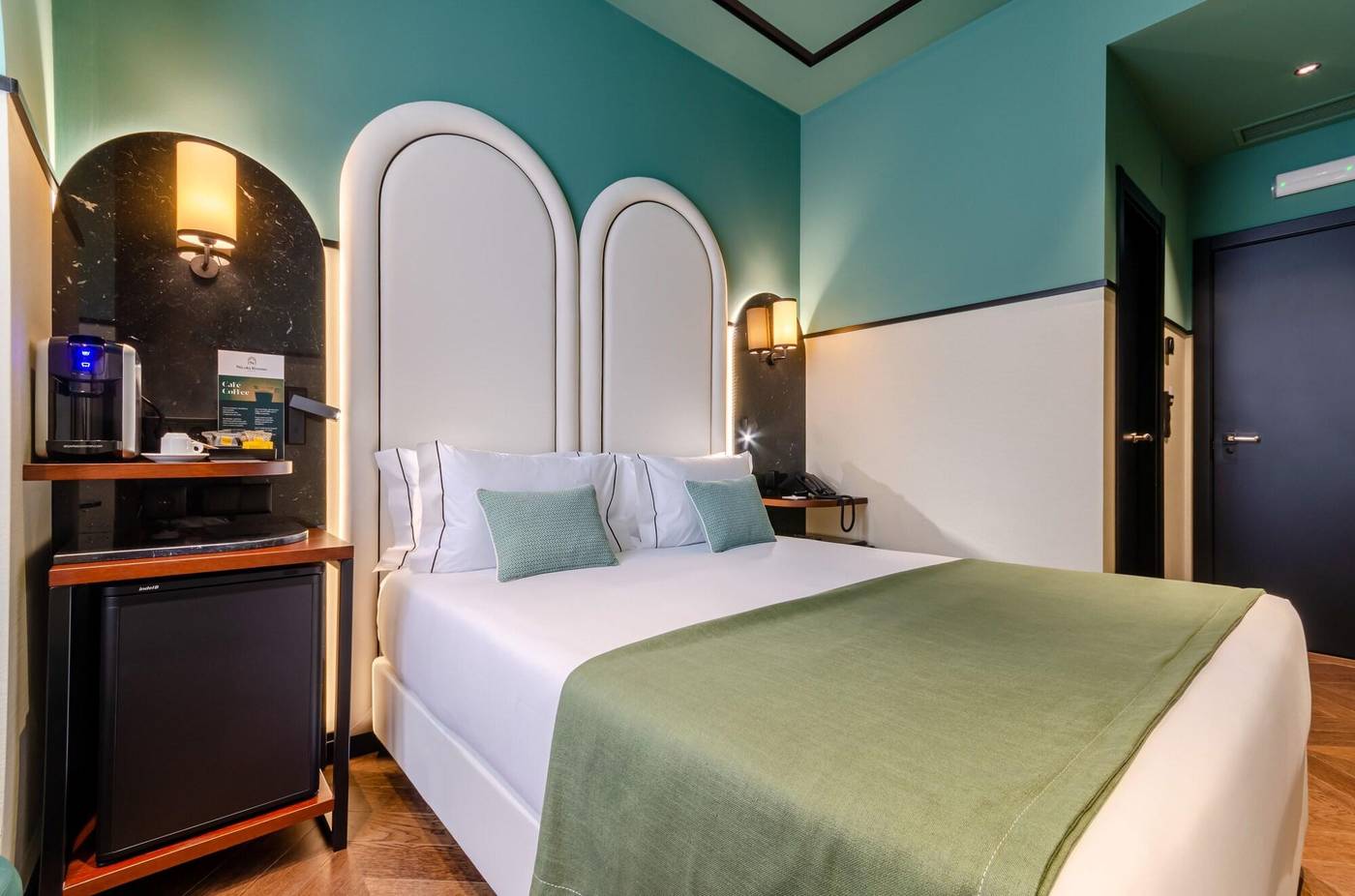 Nicola-Rossio-Hotel-Room-4