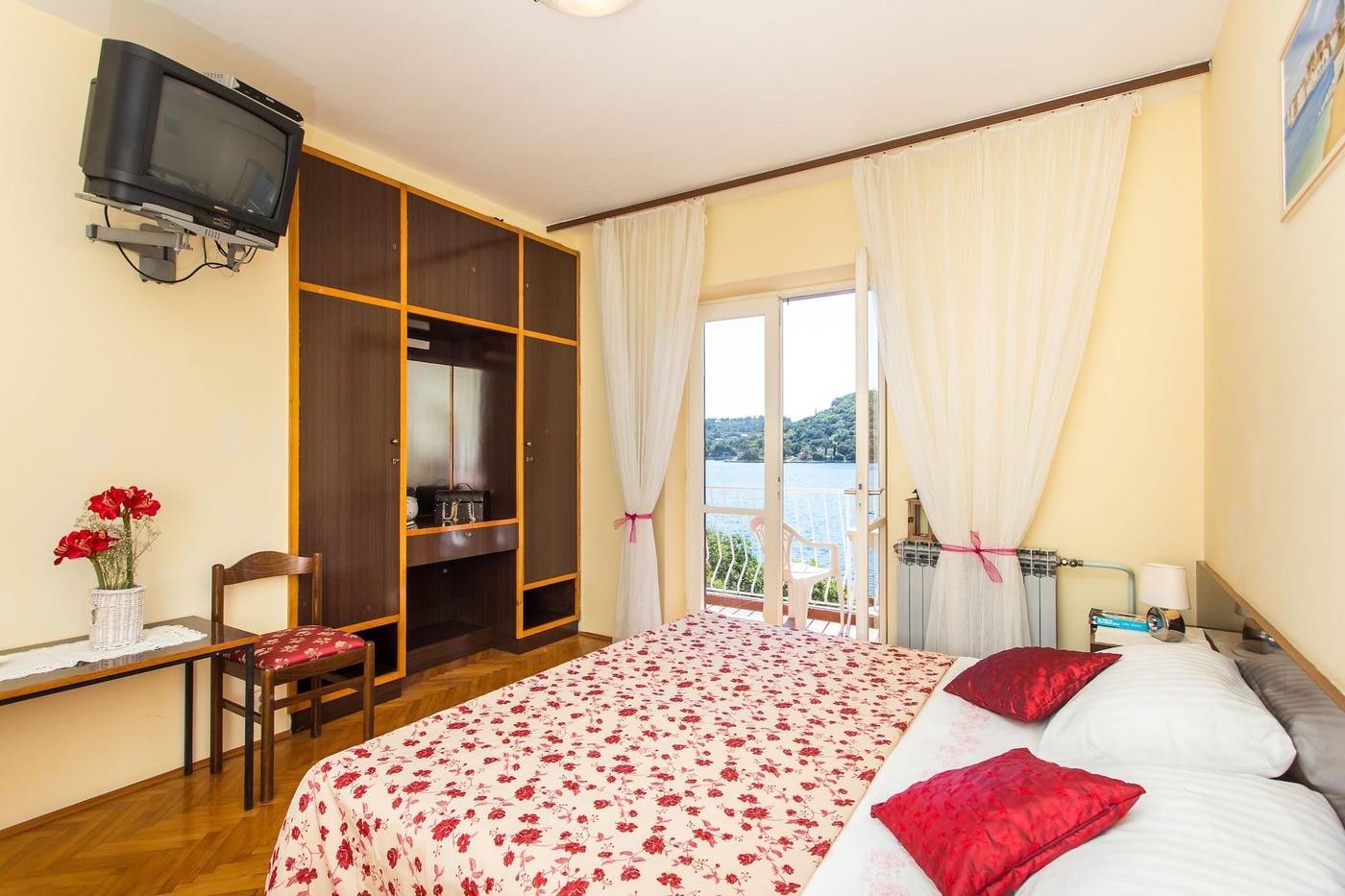 Villa-Malfi-Room-5