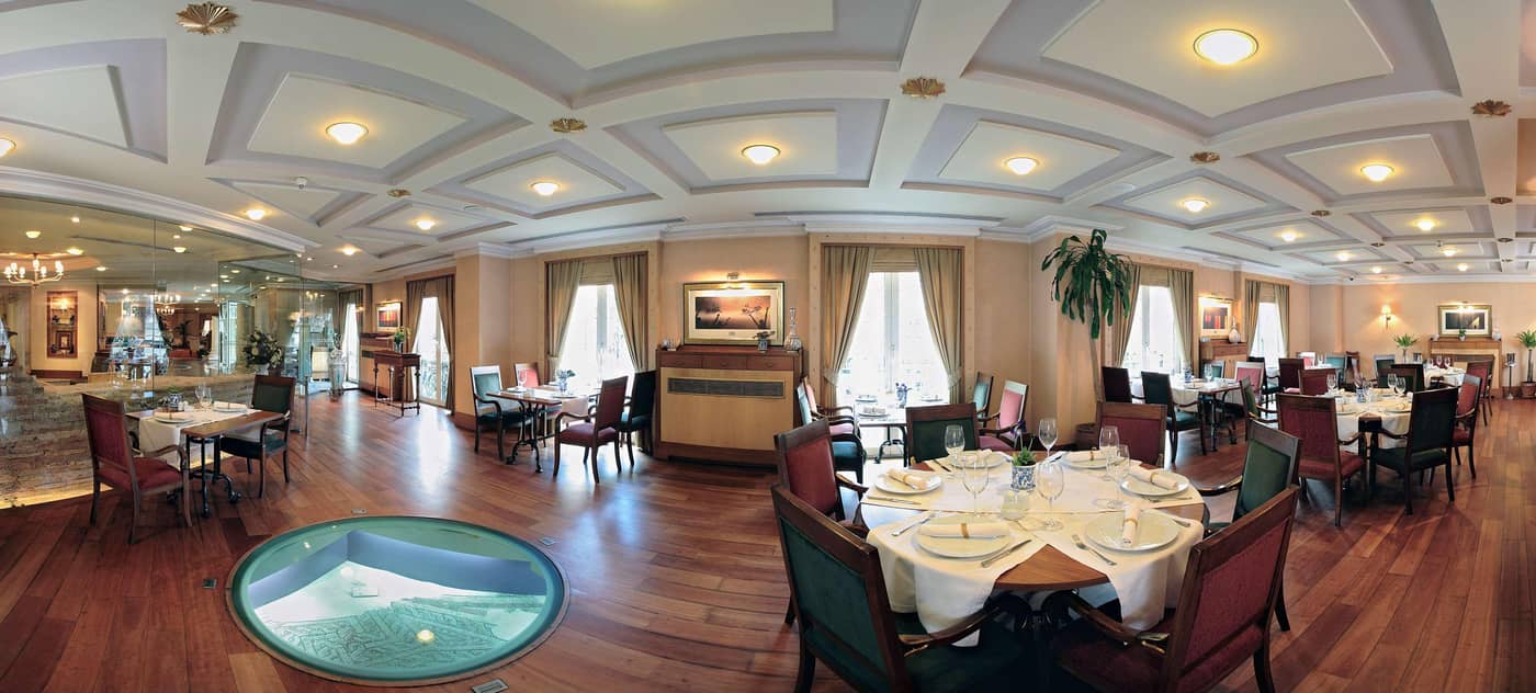 Eresin-Hotels-Sultanahmet-Restaurant-37