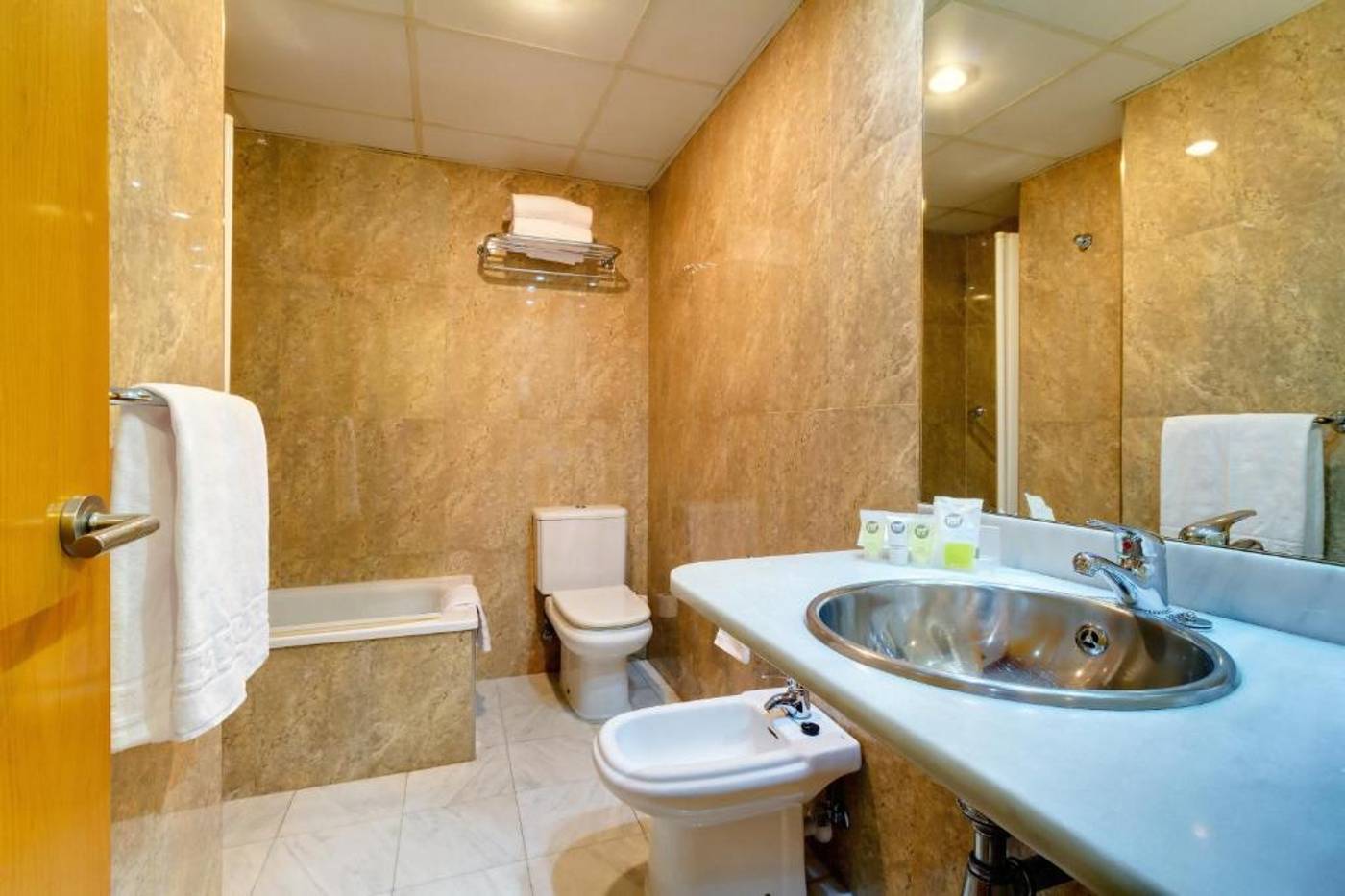 Oca Villa de Aviles-Spain-AVILES-Room-7