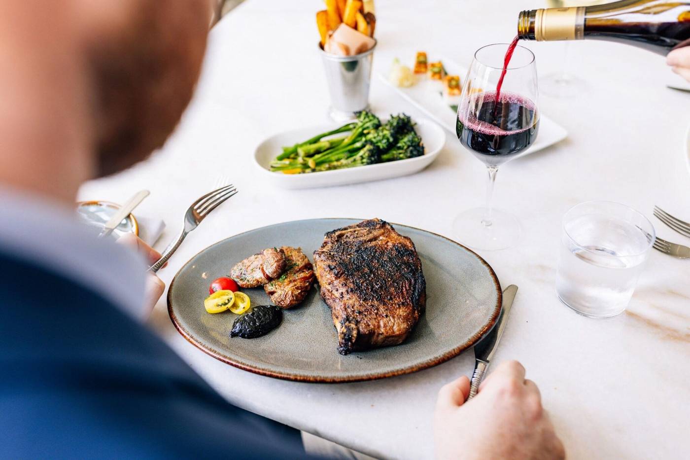 the-DOUGLAS--Autograph-Collection-Restaurant-58