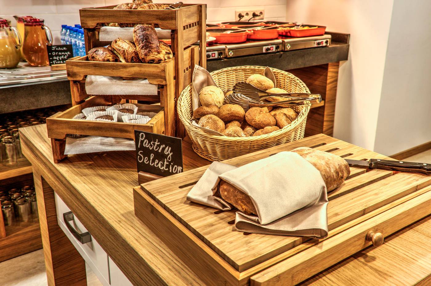 Holiday-Inn-Plovdiv-Restaurant-48