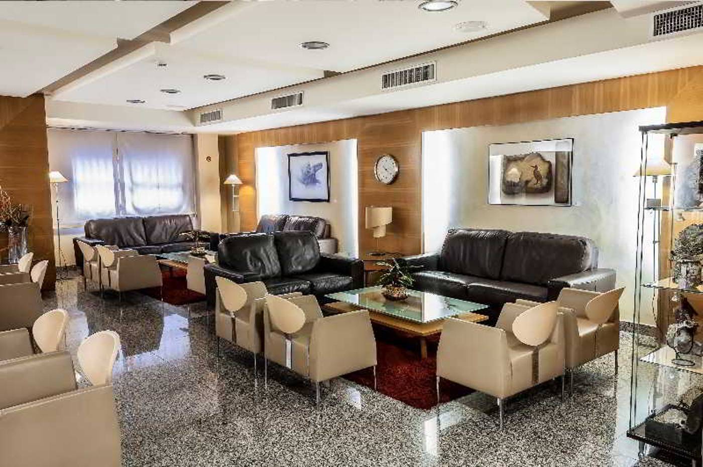 Nuevo-Torreluz-Lobby-28