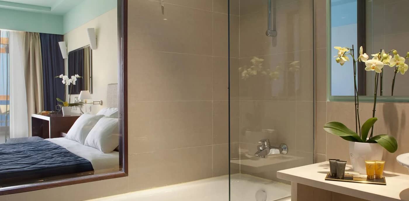 Louis-Apostolata-Island-Resort-Room-27