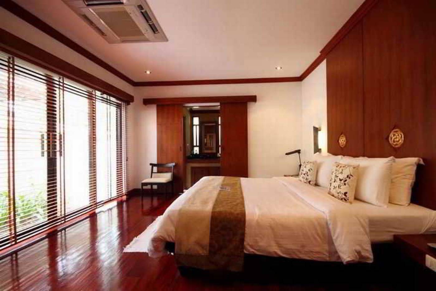 Pao-Jin-Poon-Beach-Front-Villa-Room-14