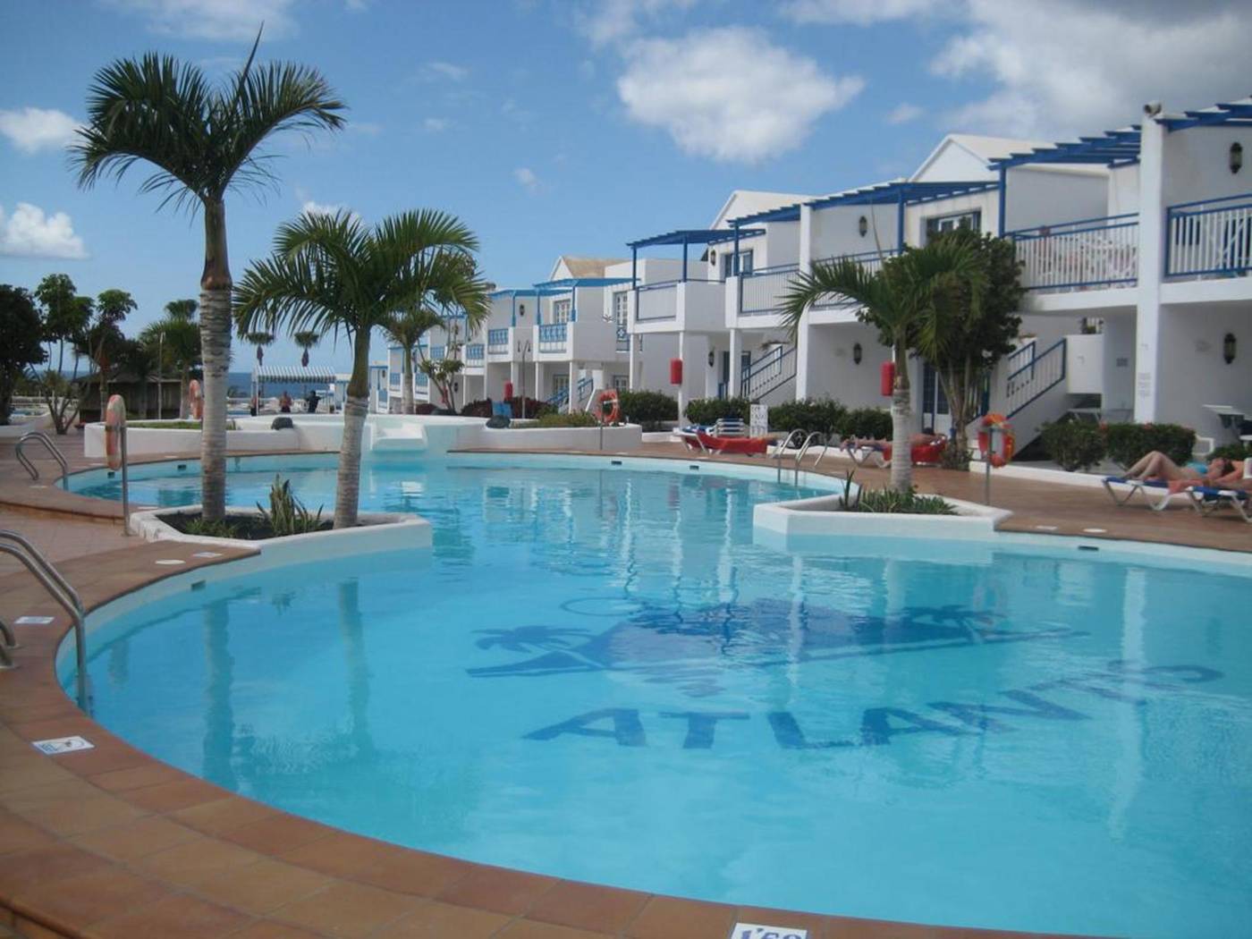 Atlantis-Las-Lomas-Pool-6