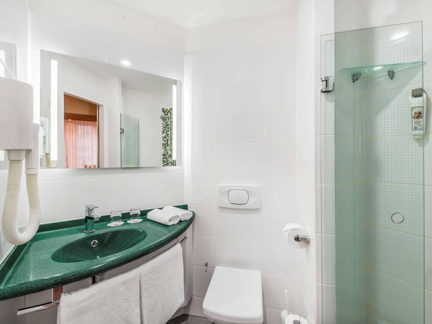 Ibis-Budapest-City-Room-22