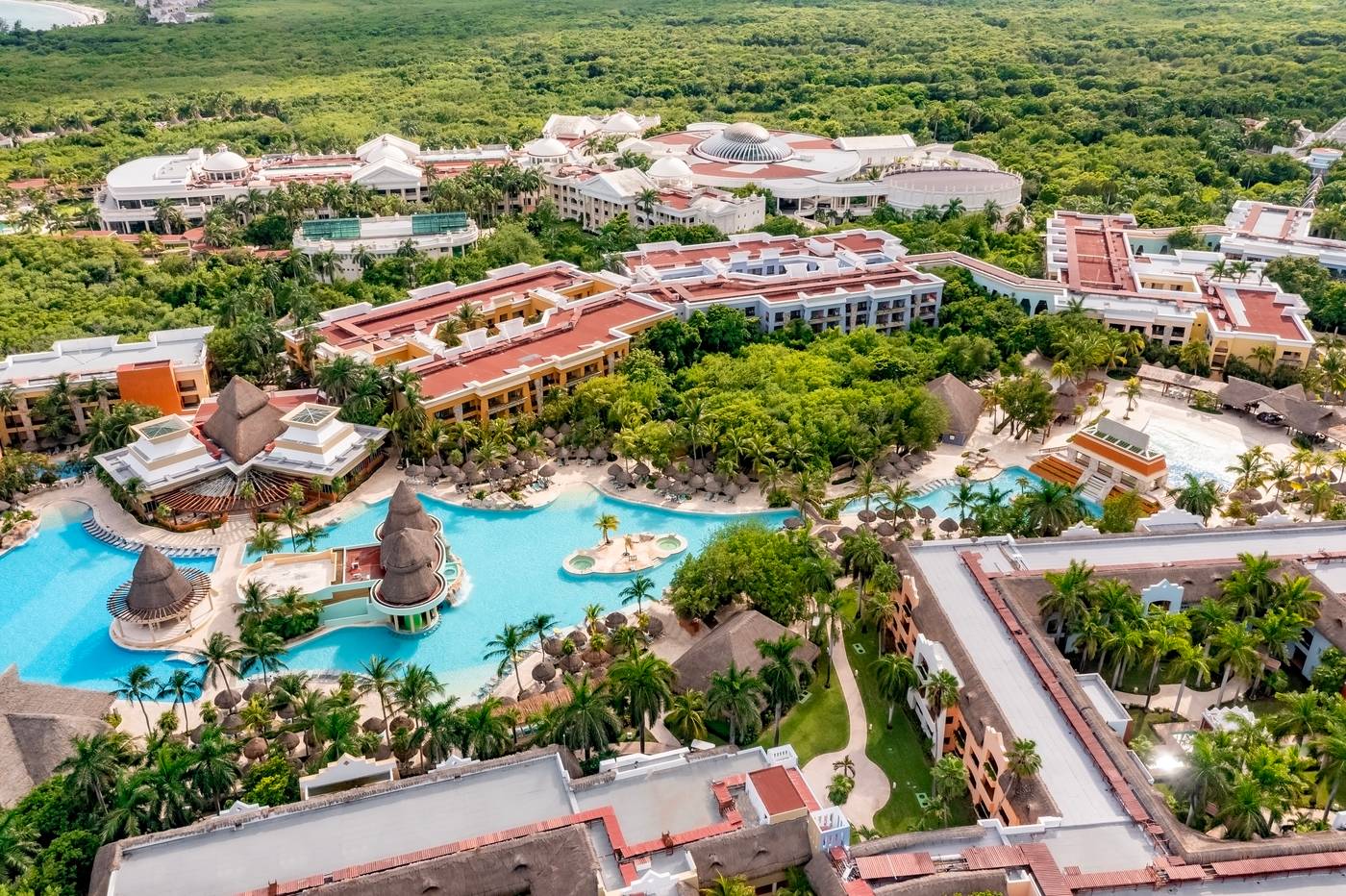 Iberostar-Selection-Paraiso-Maya-Suites-General-view-7