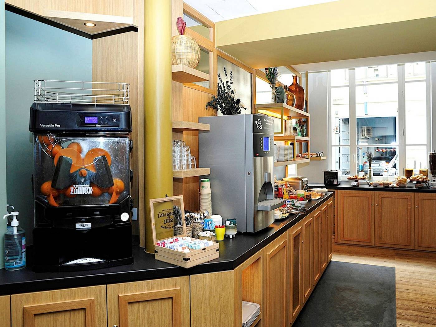 ibis-Styles-Paris-Gare-de-Lyon-TGV-Restaurant-7