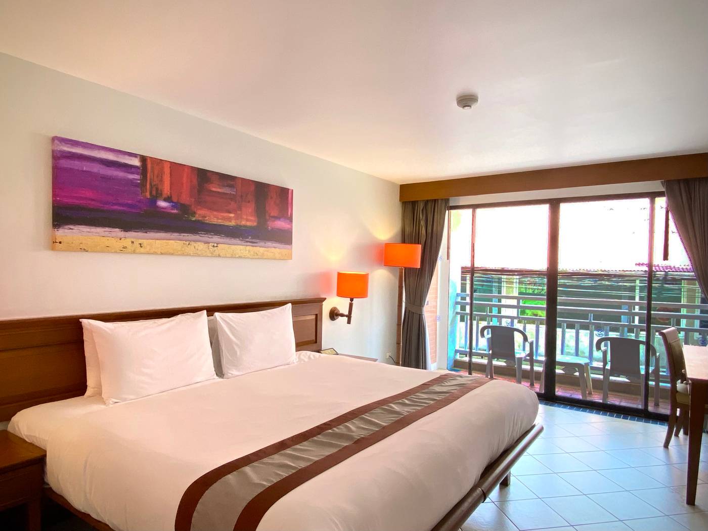 Sunset-Beach-Resort-Room-22