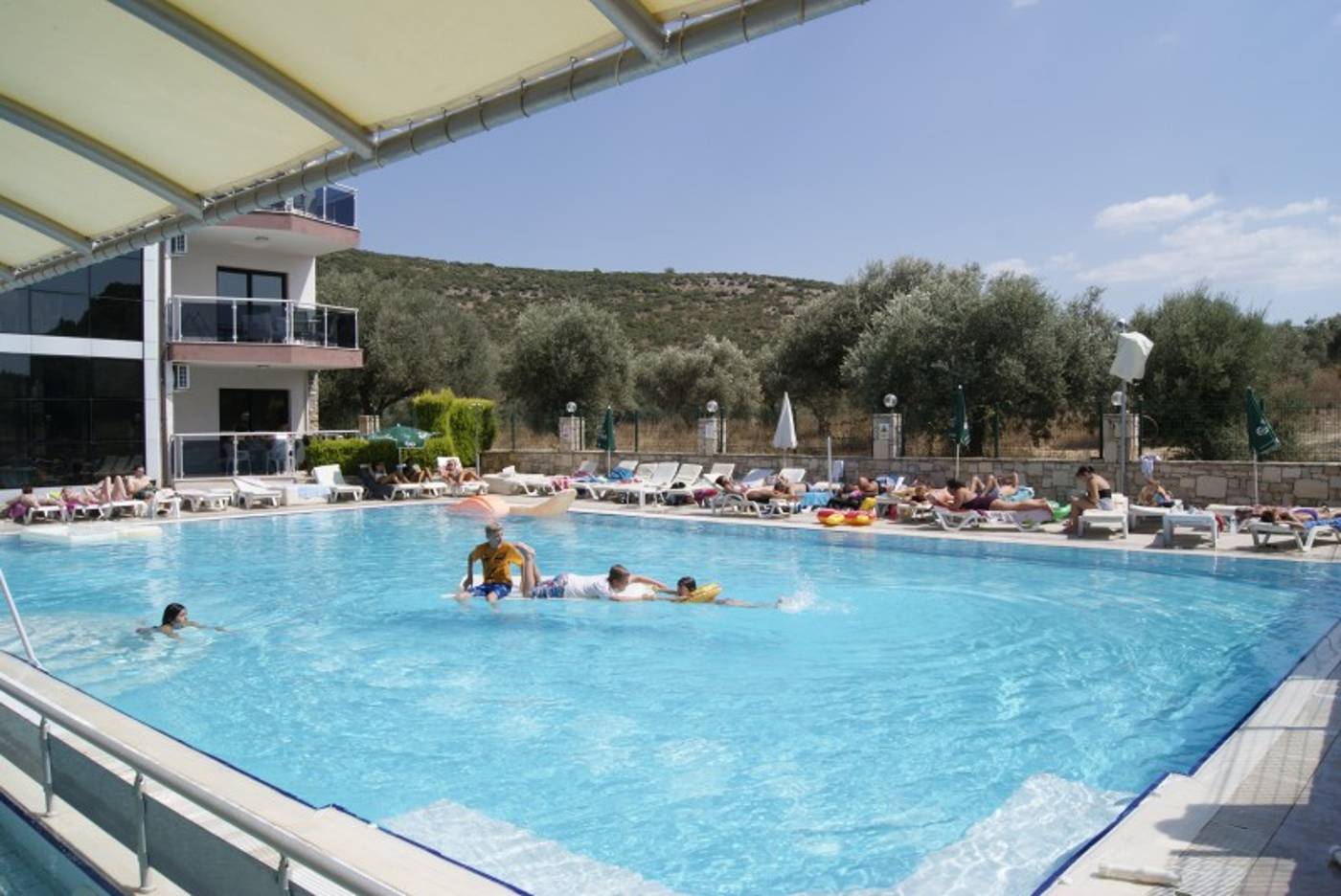 Whispering Sands Resort