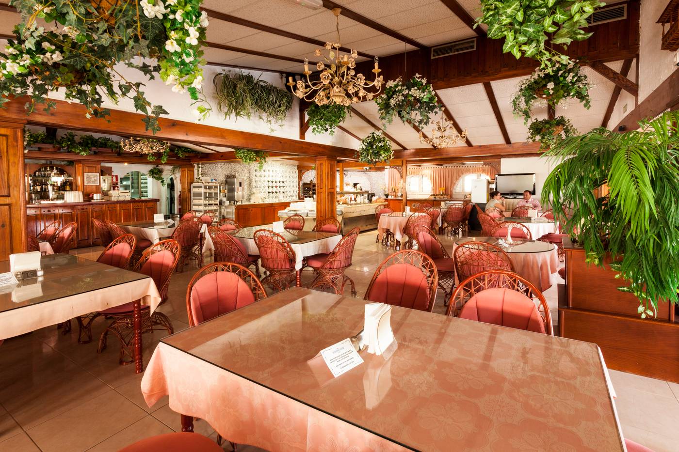 Bungalows-Parque-Paraiso-1-Restaurant-22