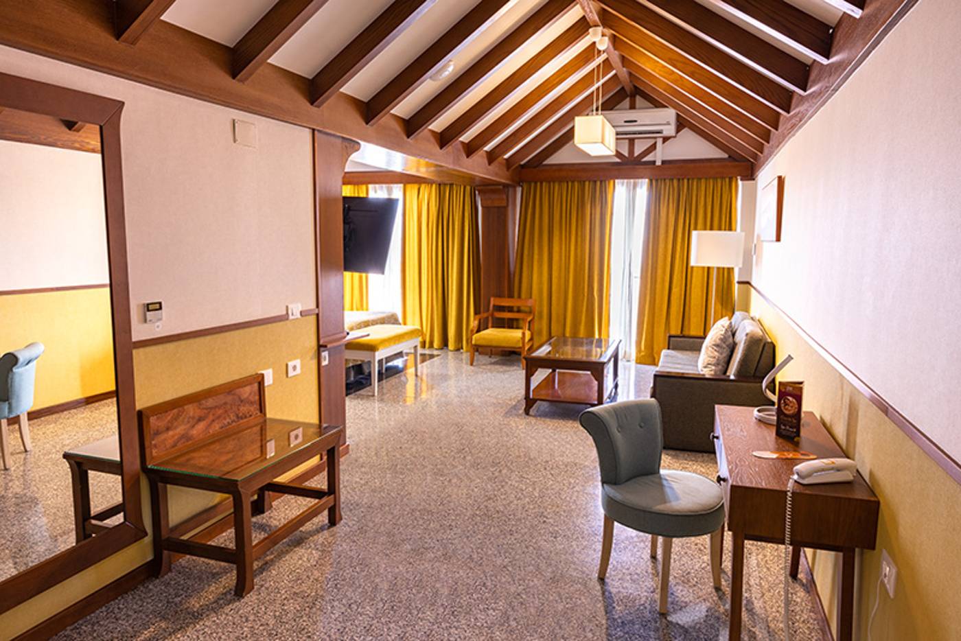 Paradise-Park-Fun-Lifestyle-Hotel-Room-42