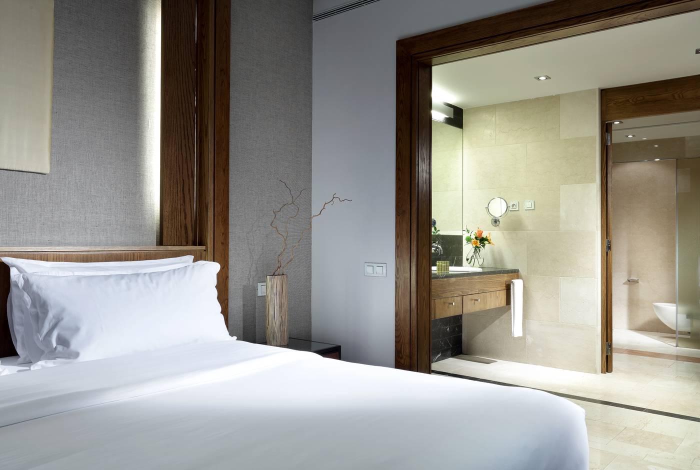 Eurostars-Madrid-Mirasierra-Suites-Room-21