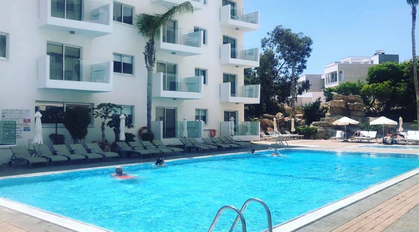 Alva-Hotel-Apartments-Pool-8