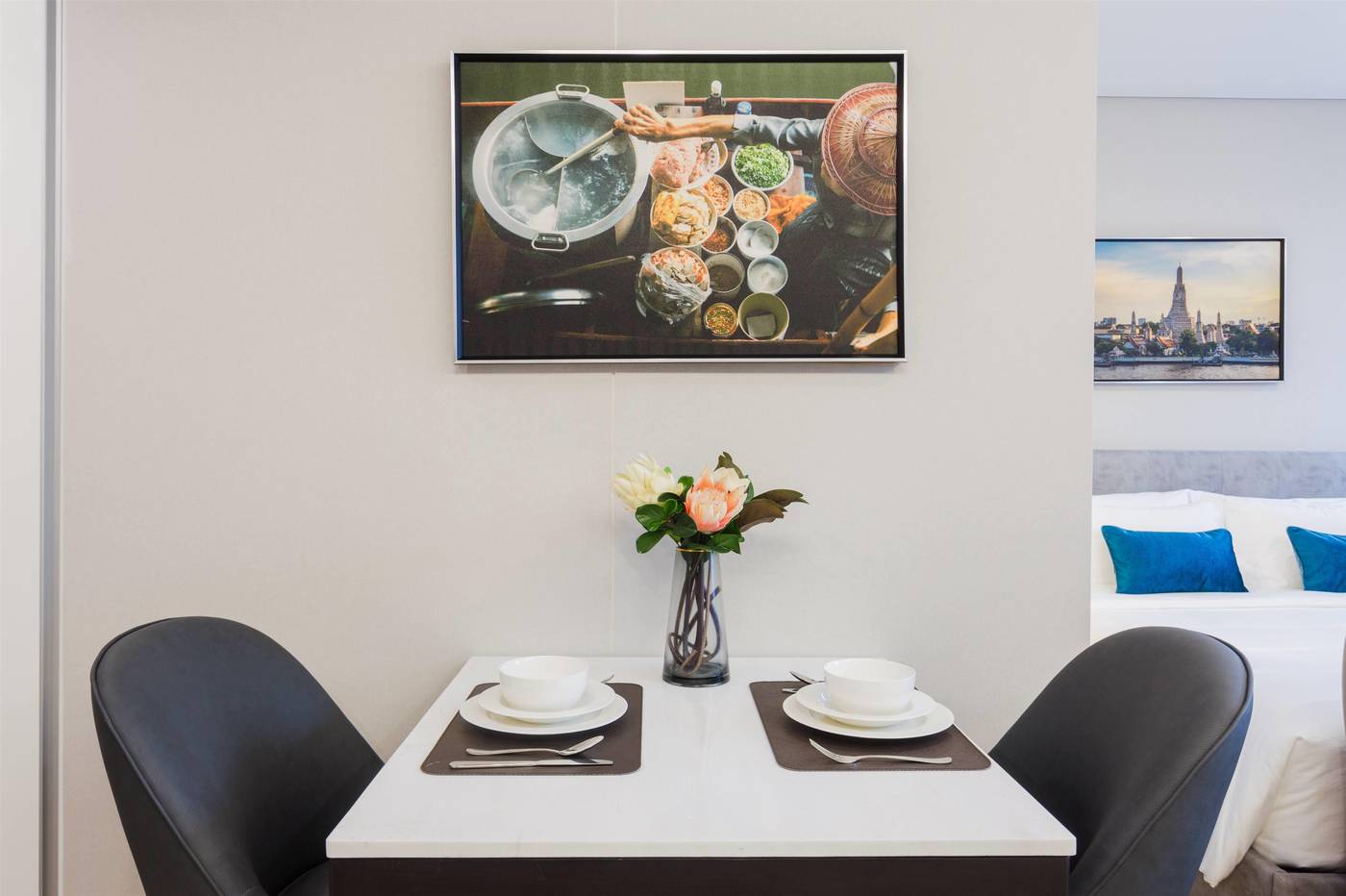 Wyndham-Bangkok-Queen-Convention-Centre-Room-51