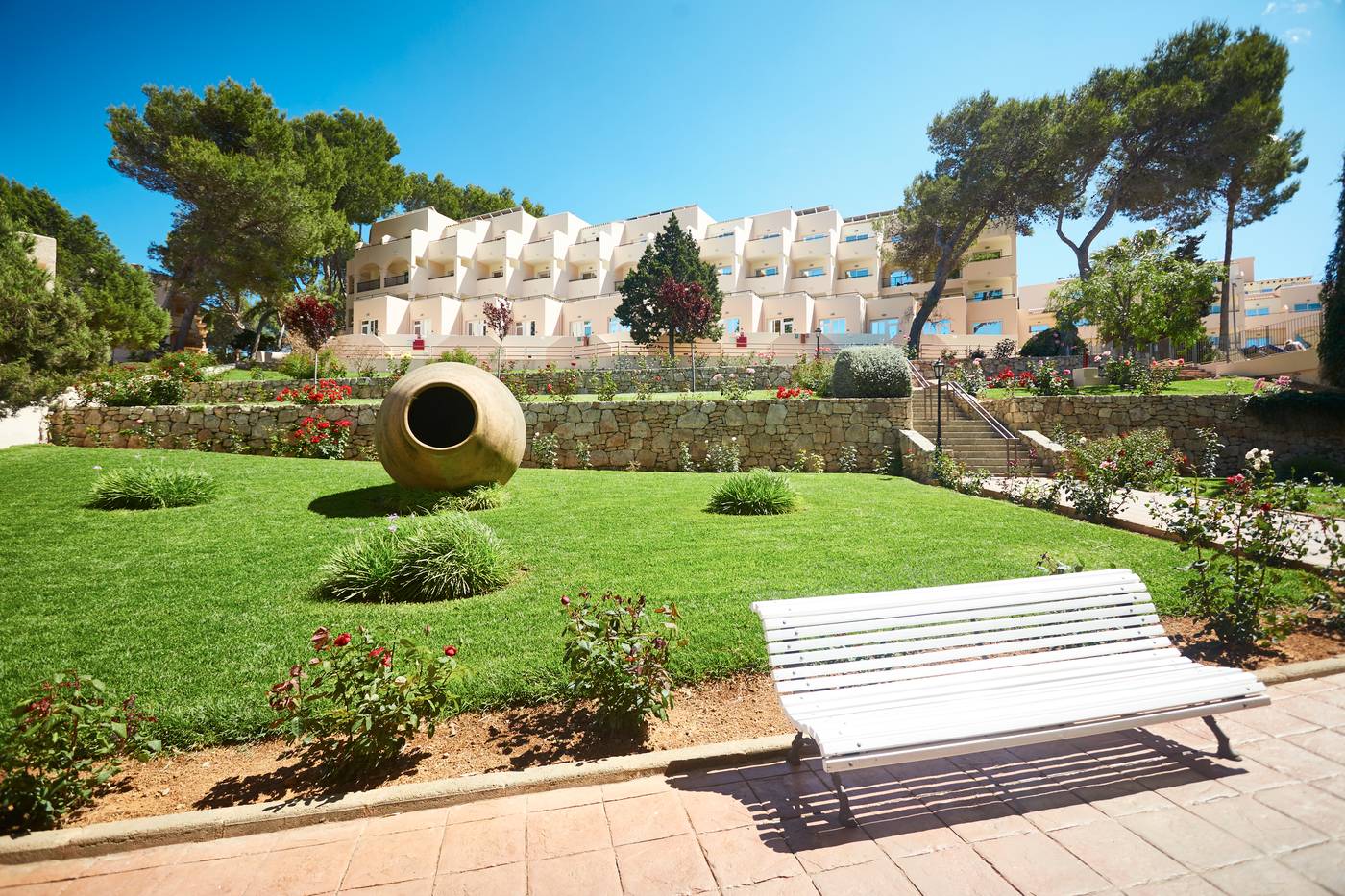 Invisa-Figueral-Resort---Cala-Blanca-General-view-10