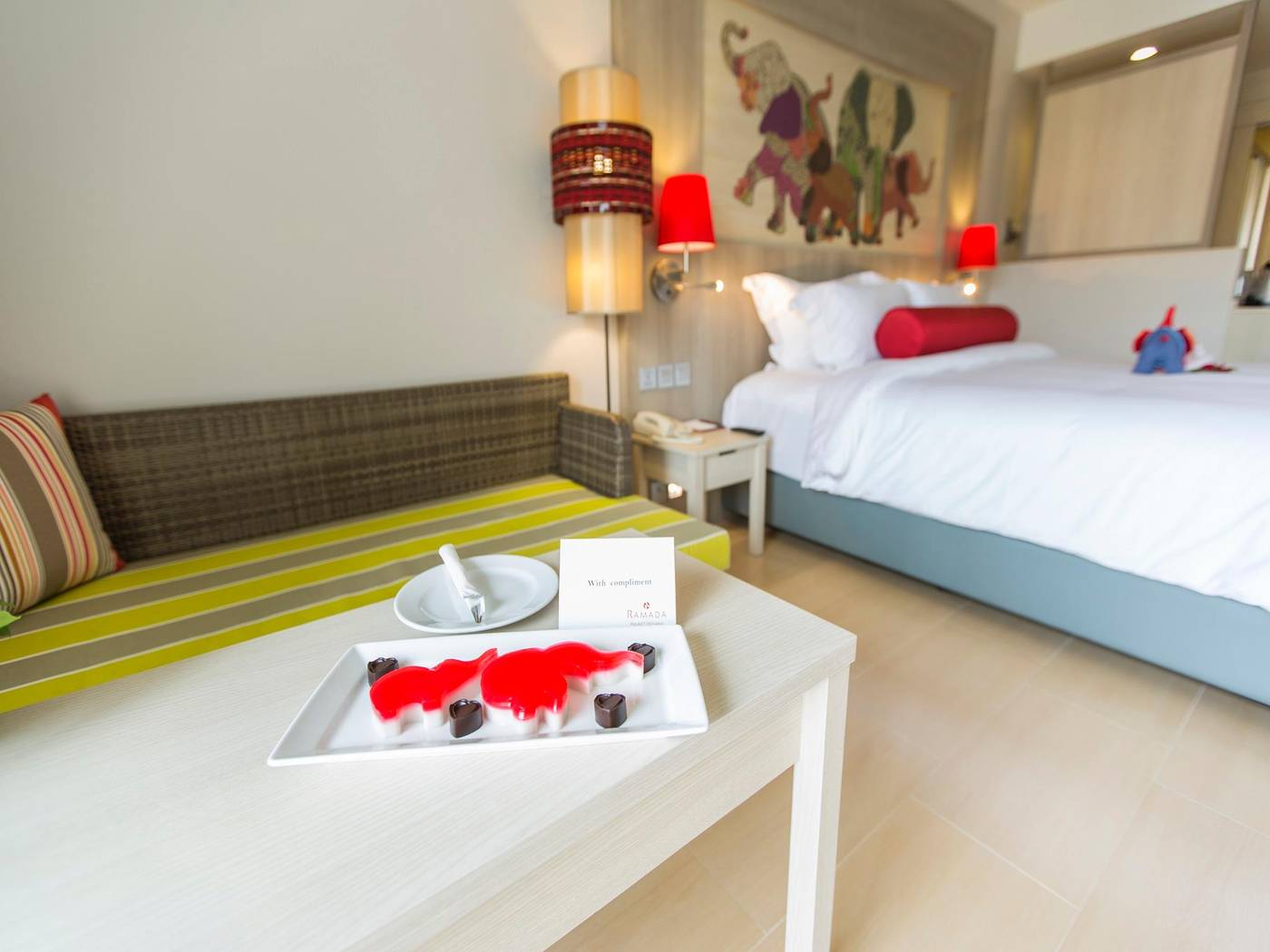 Ramada-By-Wyndham-Phuket-Deevana-Room-51
