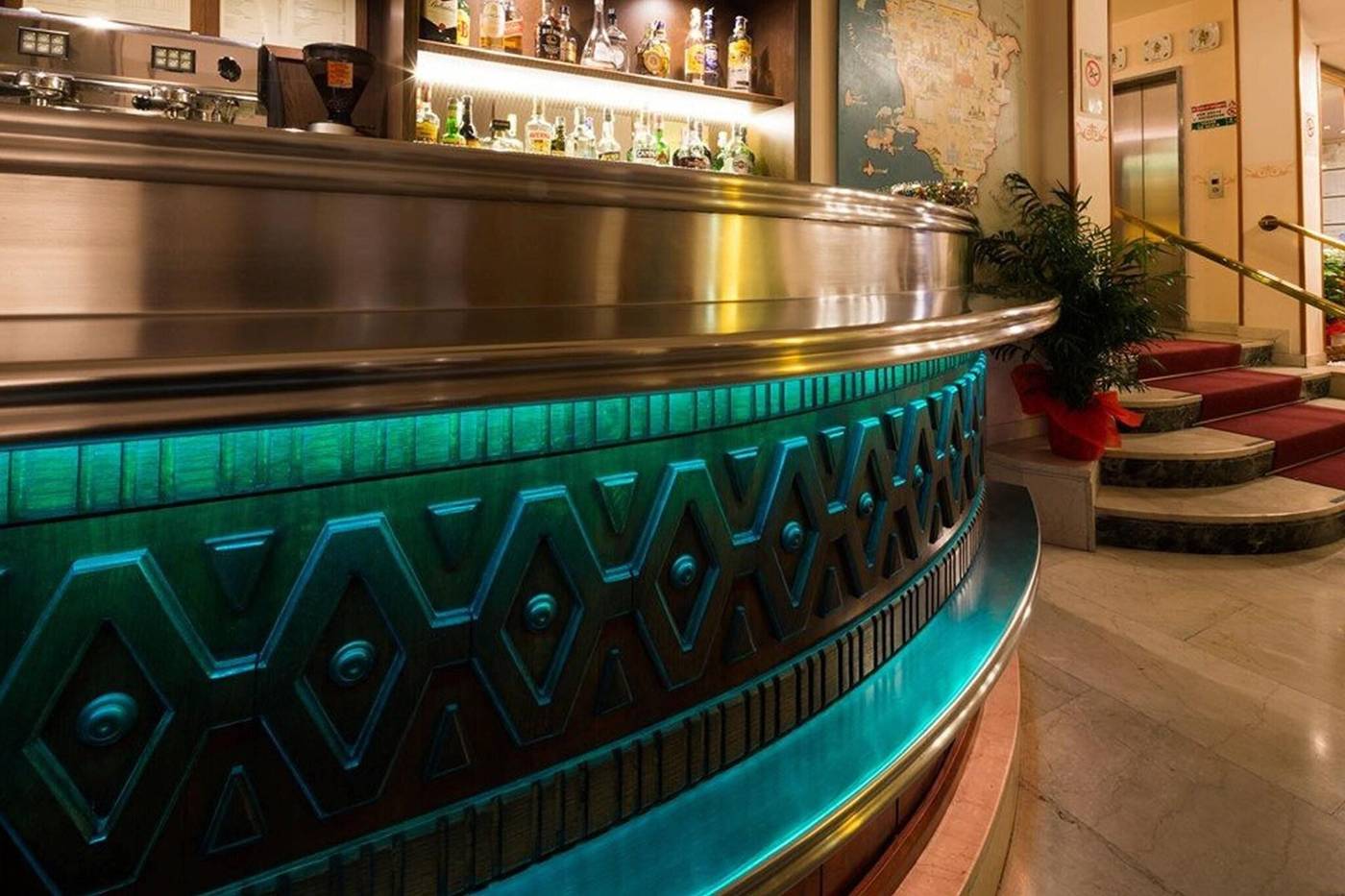 Terminus-E-Plaza-Bar-17