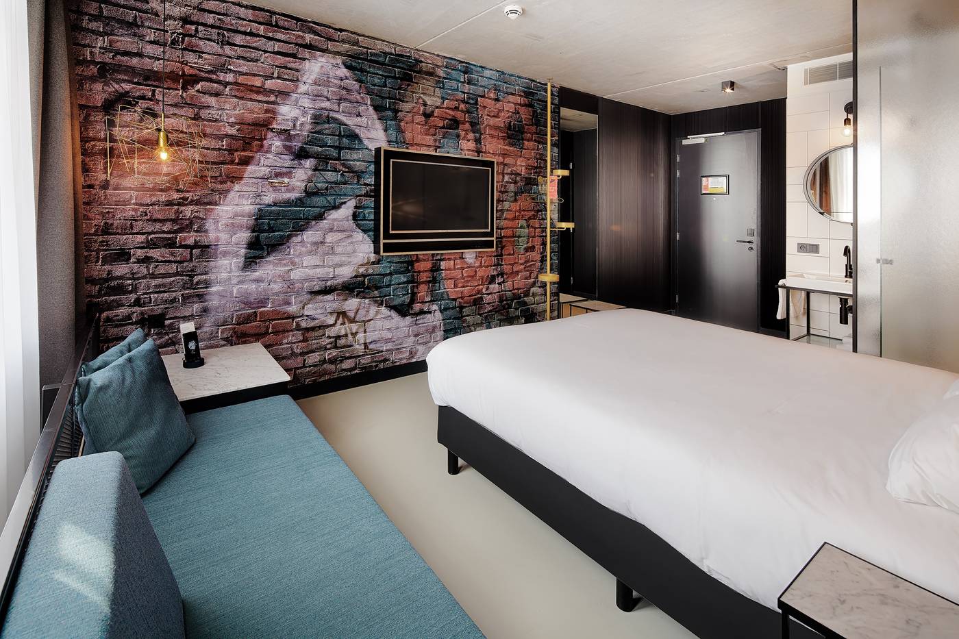 The Match-Netherlands-Eindhoven-Room-10